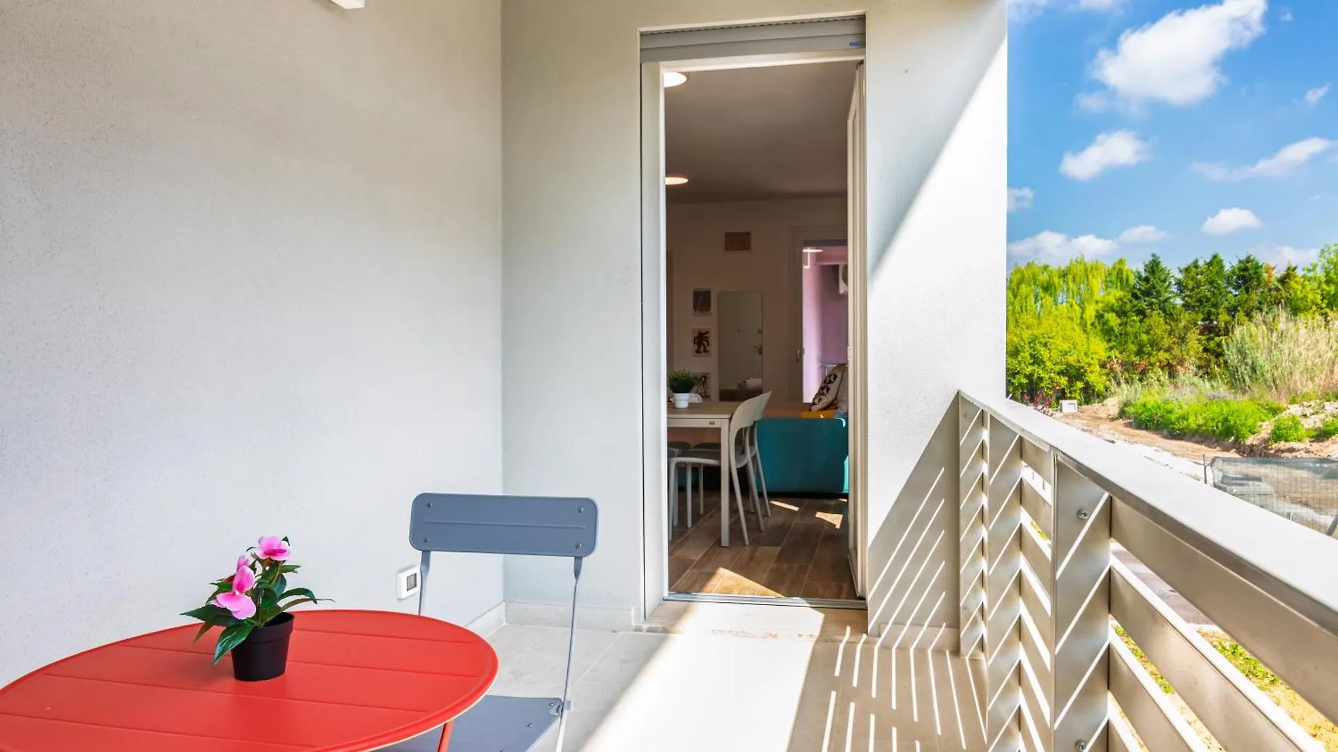 Apartment Ltapartments - Monolocale Con Parking A 10 Minuti Dalla Torre Pisa