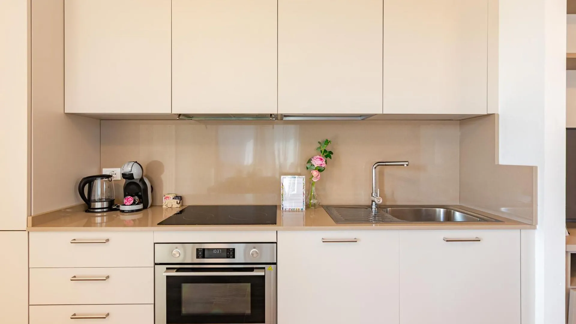 Ltapartments - Monolocale Con Parking A 10 Minuti Dalla Torre Pisa 0*,  Italy