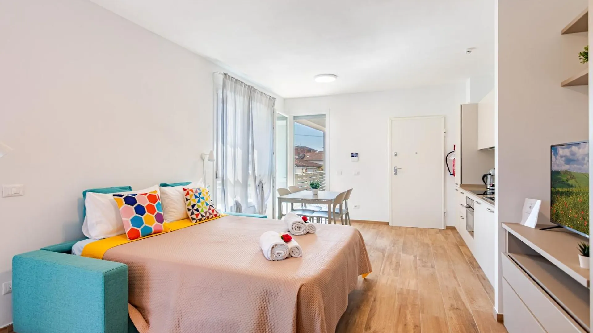 Ltapartments - Monolocale Con Parking A 10 Minuti Dalla Torre Pisa 0*,