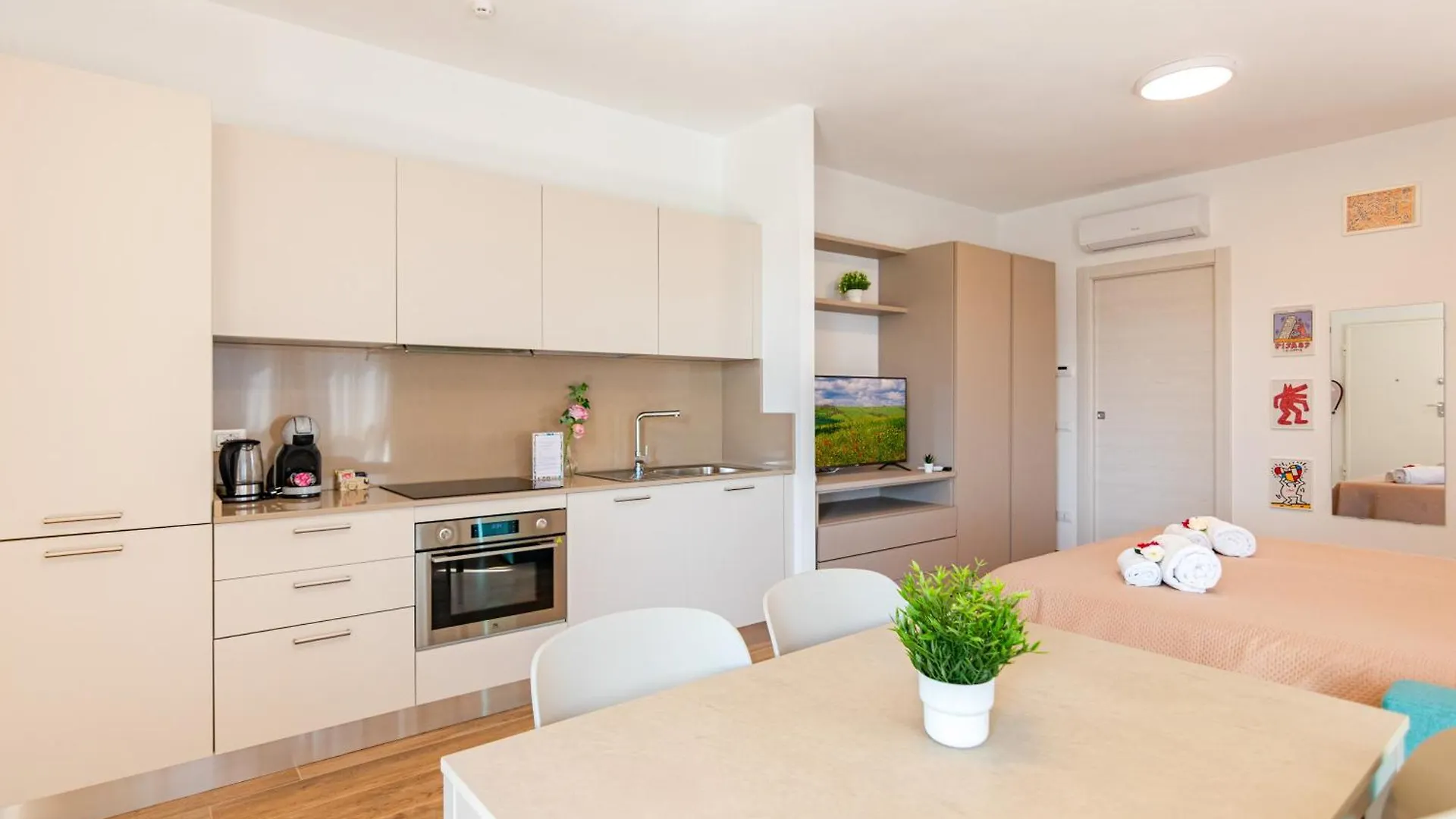 Ltapartments - Monolocale Con Parking A 10 Minuti Dalla Torre Pisa 0*,